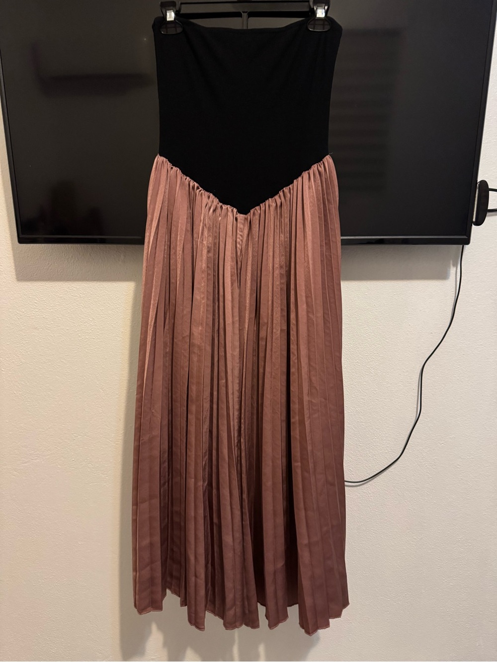 SHEIN DAZY Black and Dusty Rose Pleated Maxi Skirt